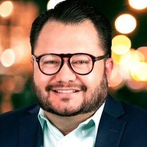 Meet your Posher, Alejandro